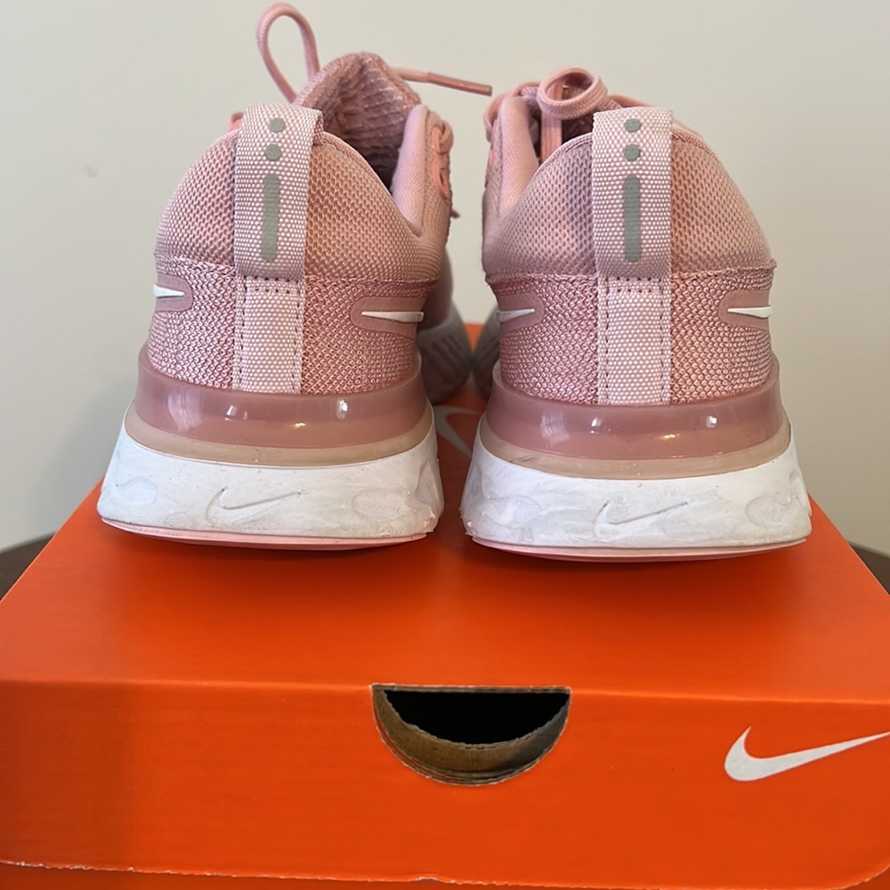 Nike React Infinity Run Flyknit 2 - image 3